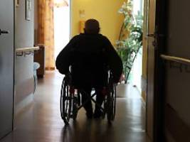 Personalausgaben schlagen durch : Eigenanteil für Pflegeheimbewohner steigt weiter